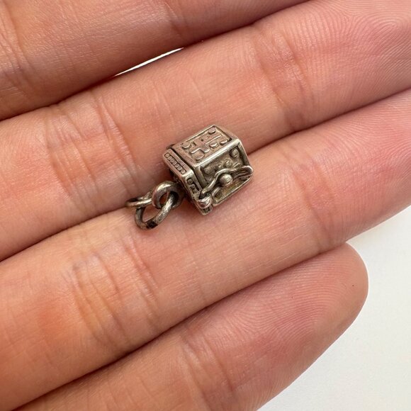 VTG Sterling Silver 925 Israel Square Poison Box Charm Small Pendant .50" Square - Picture 7 of 12